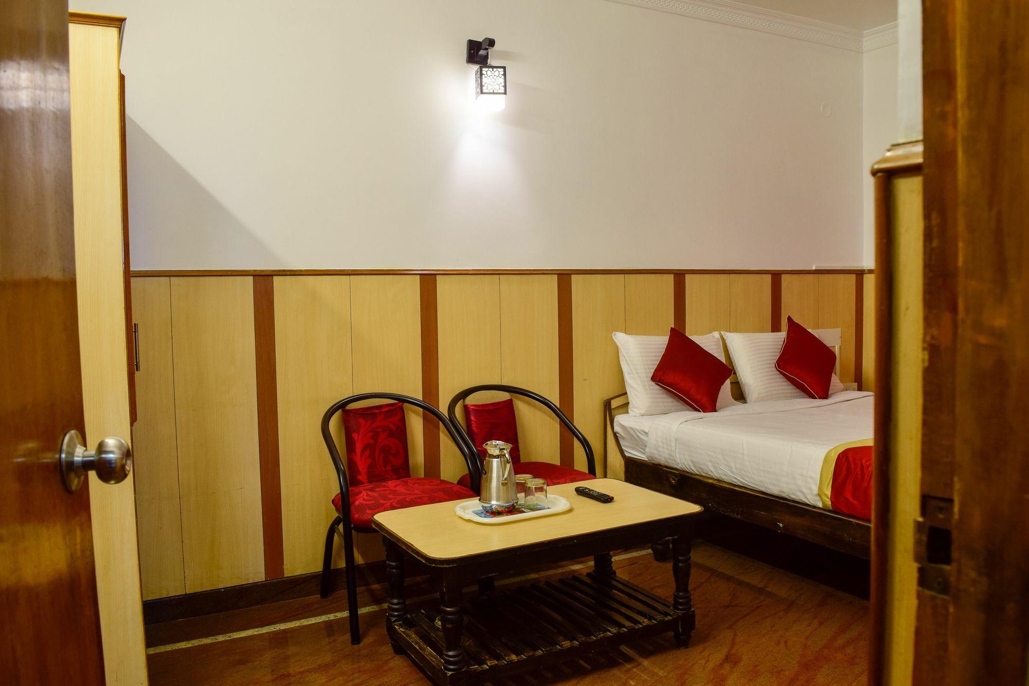 Fabhotel Shivaals Residency - Rajajinagar Bangalore Exterior photo