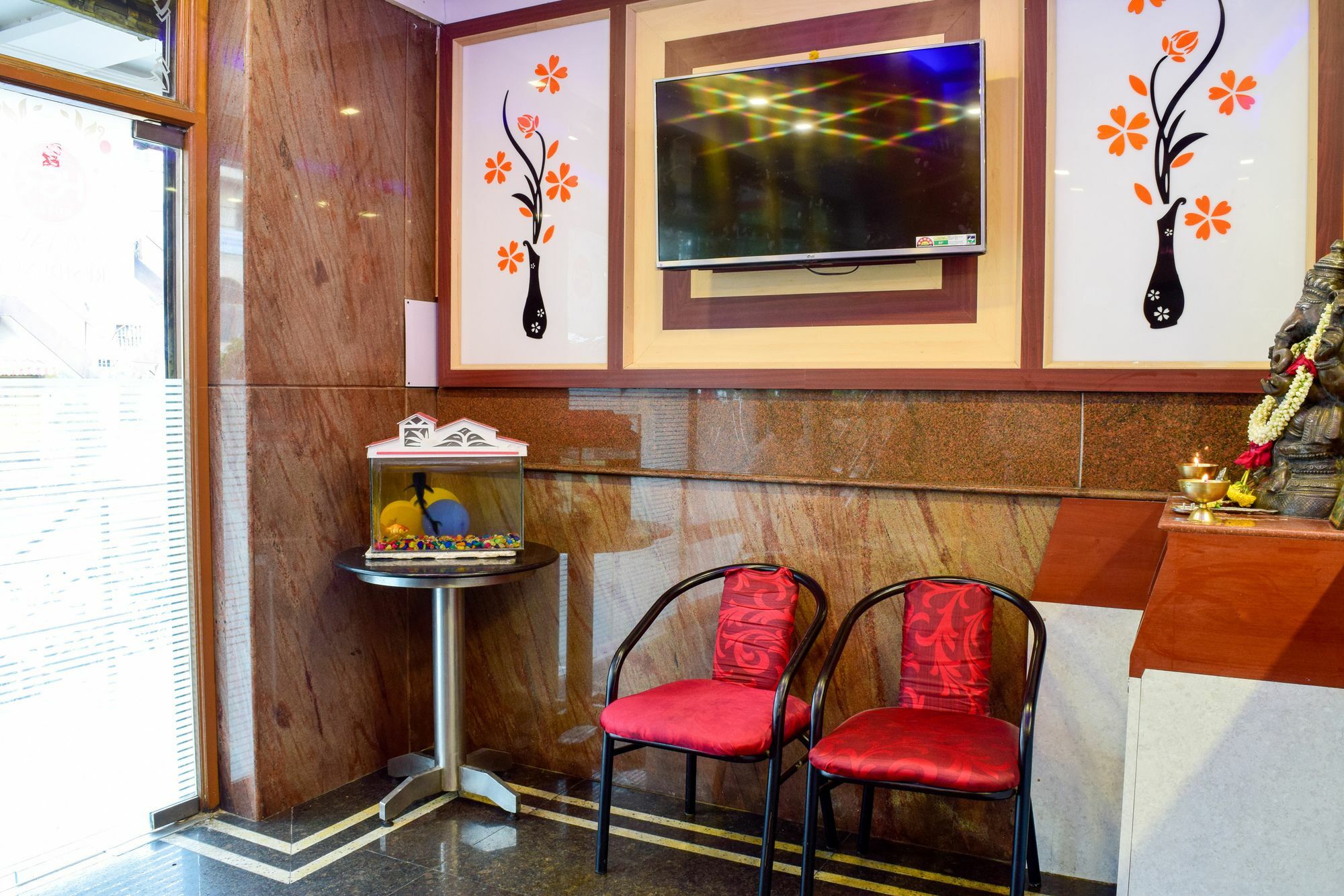 Fabhotel Shivaals Residency - Rajajinagar Bangalore Exterior photo